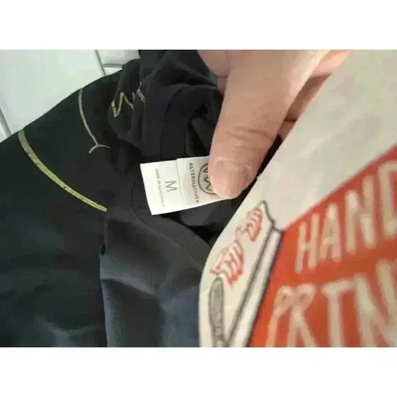 Intrigue Ink Dark Navy Blue Medium Smiley Face MT Montana T Shirt M - Picture 7 of 7